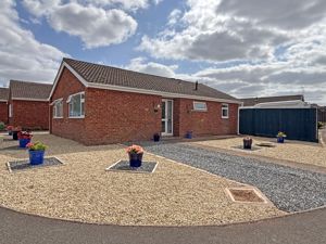 Photo 15- click for photo gallery